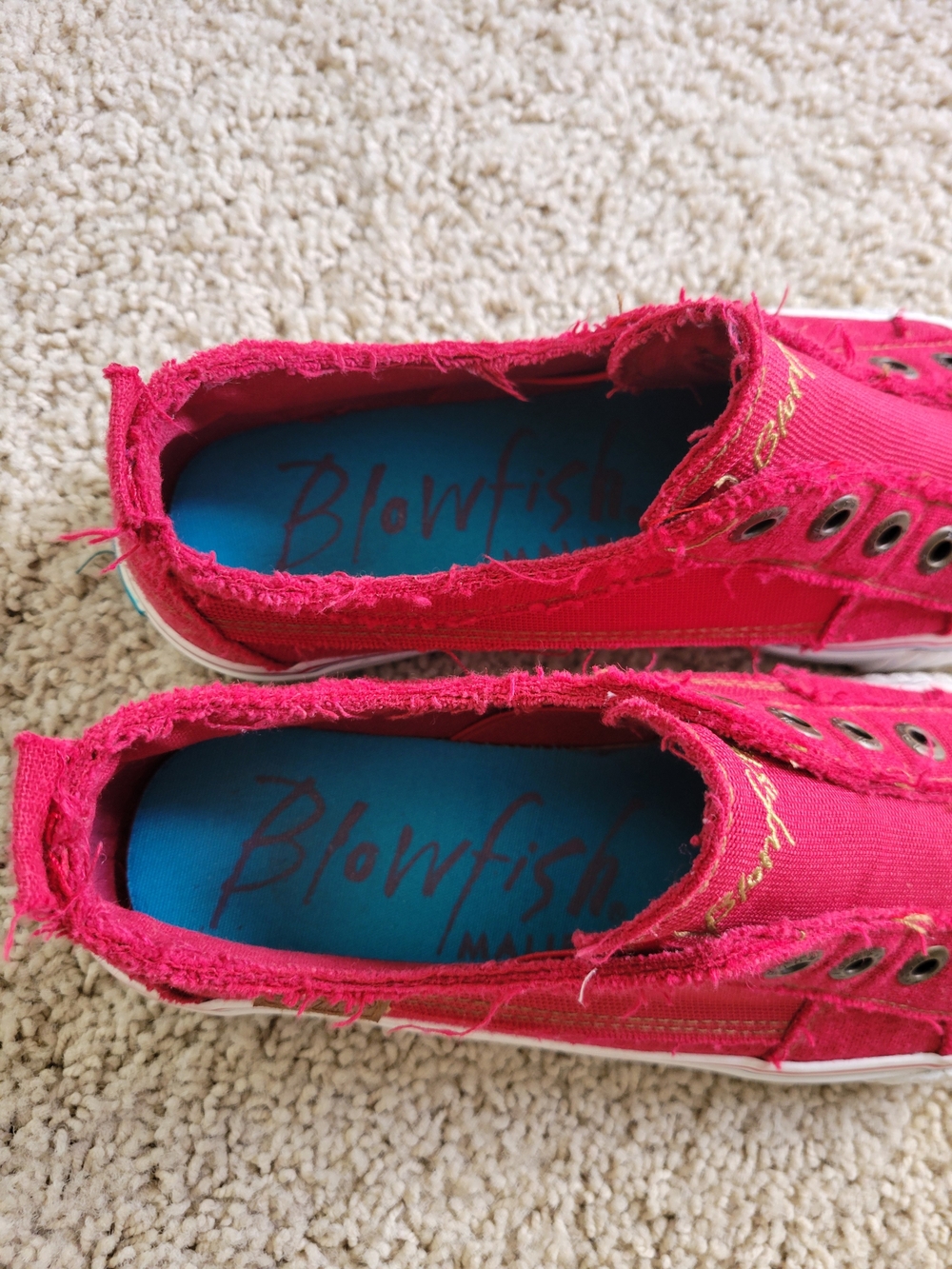 Blowfish Womens Malibu Slip-On Sneakers in Red - Picture 7 of 8